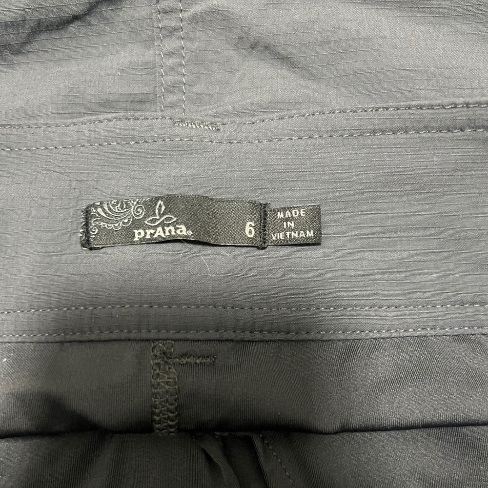 Prana Women's Gray Hiking Skort Size 6 Built in Shorts Outdoor‎ Activewear - Picture 4 of 7